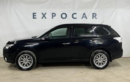 Mitsubishi Outlander III рестайлинг 3, 2012 год, 1 620 000 рублей, 2 фотография