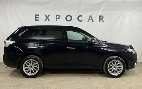 Mitsubishi Outlander III рестайлинг 3, 2012 год, 1 620 000 рублей, 6 фотография