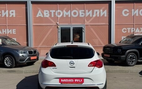 Opel Astra J, 2014 год, 949 000 рублей, 6 фотография