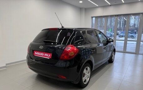 KIA cee'd I рестайлинг, 2008 год, 650 000 рублей, 4 фотография