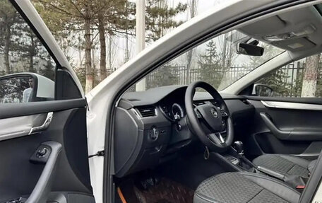 Skoda Octavia, 2020 год, 1 300 000 рублей, 7 фотография