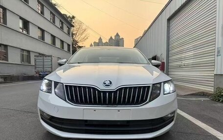 Skoda Octavia, 2020 год, 1 300 000 рублей, 3 фотография