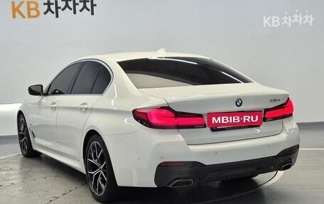 BMW 5 серия, 2022 год, 4 414 000 рублей, 3 фотография