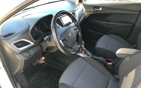 Hyundai Solaris II рестайлинг, 2019 год, 1 600 000 рублей, 9 фотография