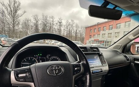 Toyota Land Cruiser Prado 150 рестайлинг 2, 2019 год, 4 500 000 рублей, 7 фотография