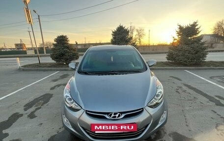 Hyundai Elantra V, 2012 год, 1 100 000 рублей, 2 фотография