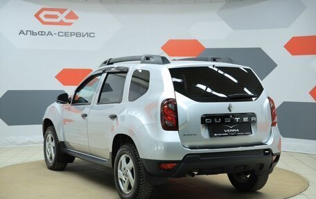 Renault Duster I рестайлинг, 2017 год, 920 000 рублей, 7 фотография