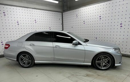 Mercedes-Benz E-Класс, 2011 год, 1 600 000 рублей, 7 фотография