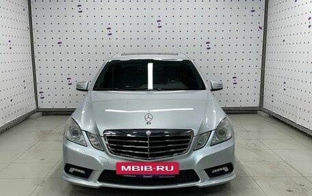 Mercedes-Benz E-Класс, 2011 год, 1 600 000 рублей, 3 фотография