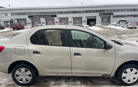 Renault Logan II, 2017 год, 680 000 рублей, 14 фотография