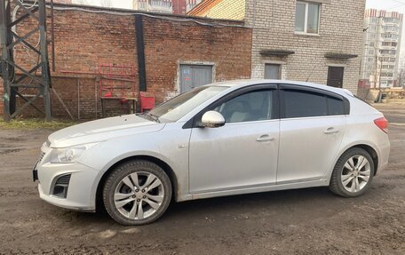 Chevrolet Cruze II, 2013 год, 850 000 рублей, 3 фотография