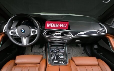 BMW X7, 2022 год, 7 550 000 рублей, 11 фотография