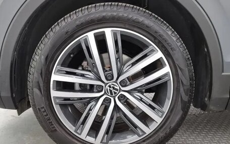 Volkswagen Tiguan II, 2022 год, 3 391 000 рублей, 14 фотография