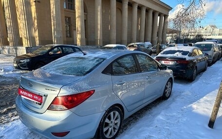 Hyundai Solaris II рестайлинг, 2011 год, 960 000 рублей, 5 фотография