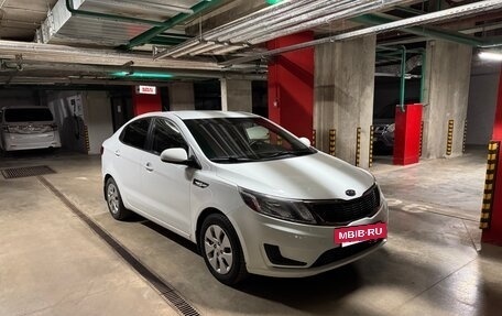 KIA Rio III рестайлинг, 2012 год, 1 075 000 рублей, 24 фотография