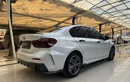 BMW 1 серия, 2021 год, 1 940 000 рублей, 4 фотография