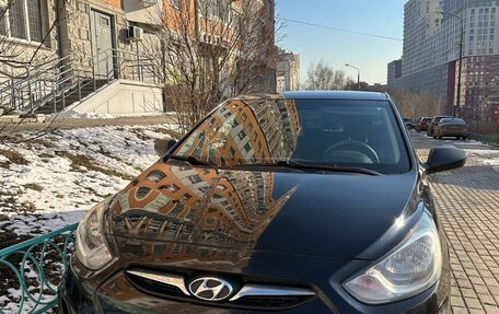 Hyundai Solaris II рестайлинг, 2014 год, 815 000 рублей, 2 фотография
