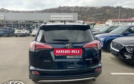 Toyota RAV4, 2019 год, 2 325 000 рублей, 5 фотография