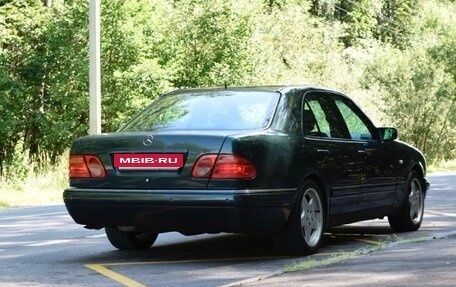 Mercedes-Benz E-Класс, 1997 год, 800 000 рублей, 11 фотография