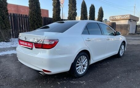 Toyota Camry, 2015 год, 1 790 000 рублей, 3 фотография