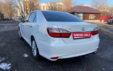 Toyota Camry, 2015 год, 1 790 000 рублей, 13 фотография