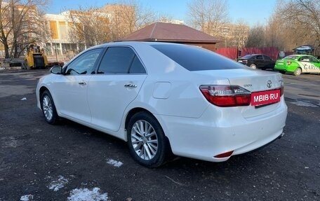 Toyota Camry, 2015 год, 1 790 000 рублей, 12 фотография