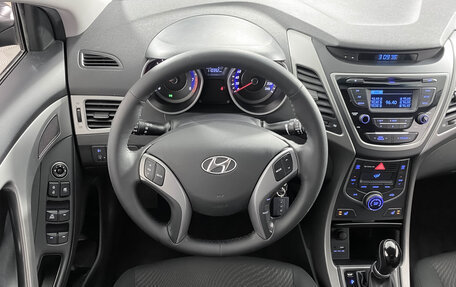 Hyundai Elantra V, 2015 год, 1 159 000 рублей, 15 фотография