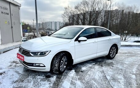 Volkswagen Passat B8 рестайлинг, 2018 год, 2 200 000 рублей, 1 фотография