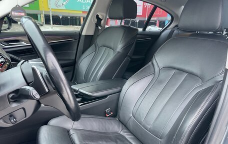 BMW 5 серия, 2018 год, 3 889 000 рублей, 12 фотография