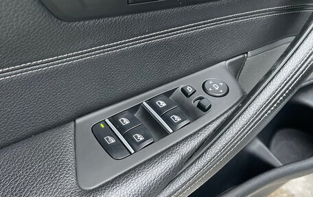 BMW 5 серия, 2018 год, 3 889 000 рублей, 15 фотография