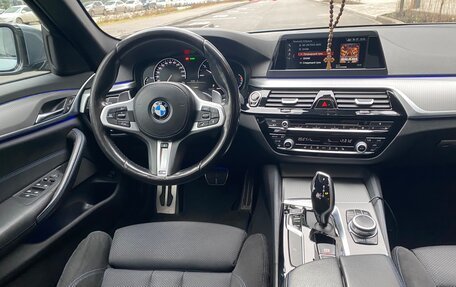 BMW 5 серия, 2019 год, 3 785 000 рублей, 2 фотография