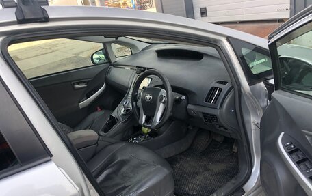 Toyota Prius, 2011 год, 1 100 000 рублей, 7 фотография