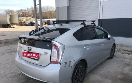 Toyota Prius, 2011 год, 1 100 000 рублей, 6 фотография