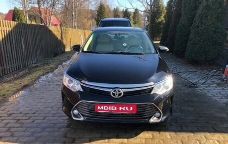 Toyota Camry, 2015 год, 2 350 000 рублей, 2 фотография