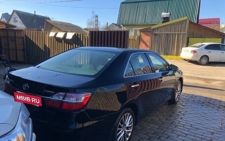 Toyota Camry, 2015 год, 2 350 000 рублей, 9 фотография