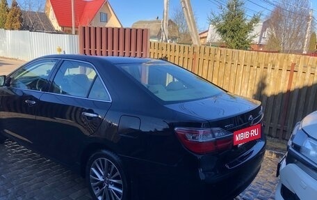 Toyota Camry, 2015 год, 2 350 000 рублей, 5 фотография