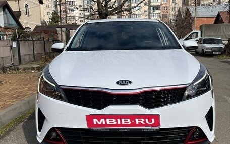 KIA Rio IV, 2021 год, 2 000 000 рублей, 11 фотография