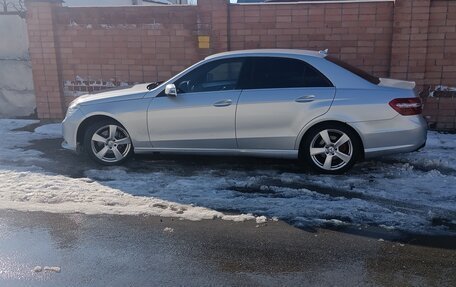 Mercedes-Benz E-Класс, 2010 год, 1 650 000 рублей, 2 фотография