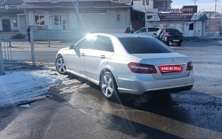 Mercedes-Benz E-Класс, 2010 год, 1 650 000 рублей, 4 фотография