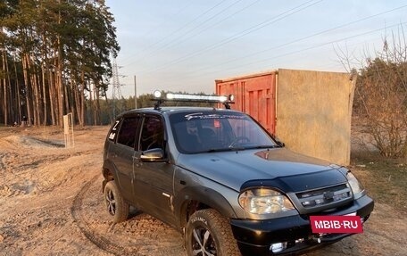 Chevrolet Niva I рестайлинг, 2005 год, 398 000 рублей, 5 фотография