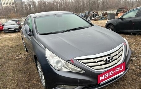 Hyundai Sonata VI, 2011 год, 1 047 000 рублей, 2 фотография