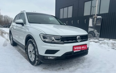 Volkswagen Tiguan II, 2017 год, 2 380 000 рублей, 1 фотография