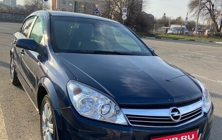 Opel Astra H, 2012 год, 870 000 рублей, 1 фотография