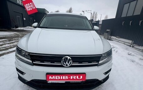 Volkswagen Tiguan II, 2017 год, 2 380 000 рублей, 4 фотография