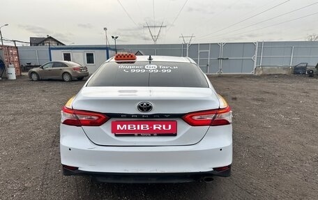 Toyota Camry, 2020 год, 2 400 000 рублей, 14 фотография