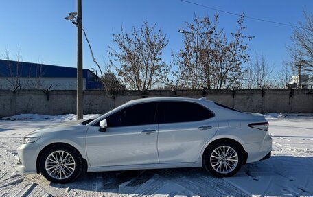 Toyota Camry, 2020 год, 3 300 000 рублей, 4 фотография