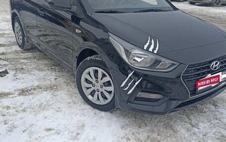 Hyundai Solaris II рестайлинг, 2018 год, 1 200 000 рублей, 2 фотография