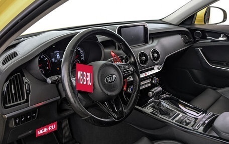 KIA Stinger I, 2018 год, 2 445 000 рублей, 15 фотография