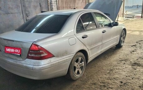 Mercedes-Benz C-Класс, 2003 год, 435 000 рублей, 6 фотография