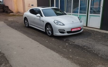 Porsche Panamera II рестайлинг, 2011 год, 2 350 000 рублей, 1 фотография